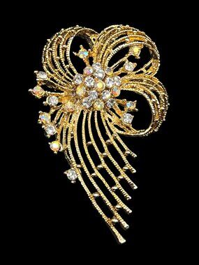 Vintage Midcentury Gold Rhinestone Spray Brooch in Gift Box